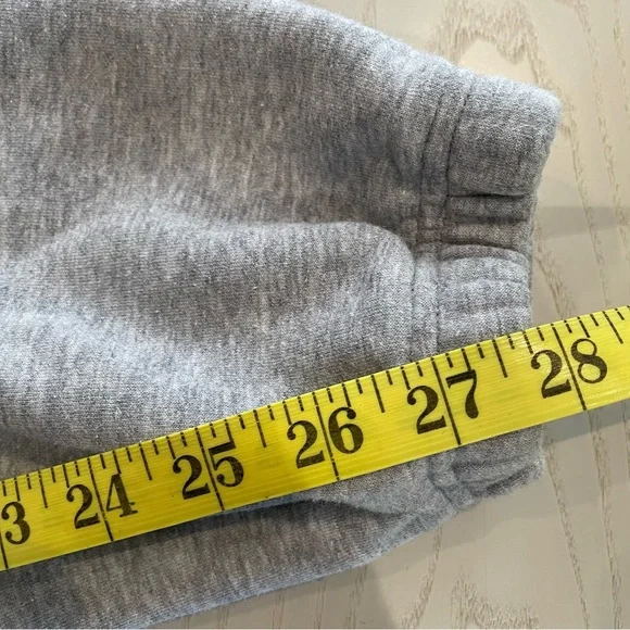 Skims Cotton Fleece Classic Jogger Sweatpants (Heather Grey) - Size S - Picture 7 of 8